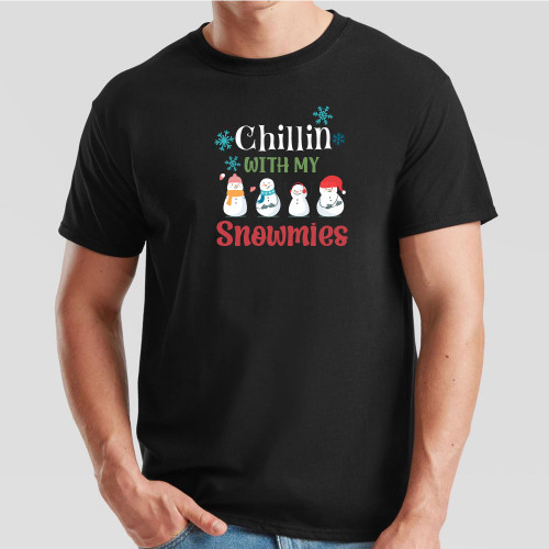 Share your love of wintertime with this fun printed Black T-Shirt and its design announcing your intention to spend time chillin’ with your snowmies.